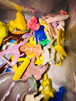 VTG CRACKER JACKS PRIZES
