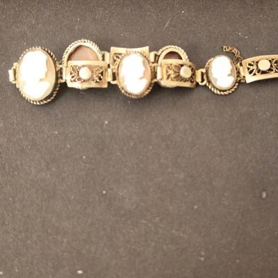 Vintage Cameo Bracelet