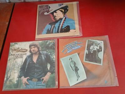 3 Vintage Outlaw Country Vinyl Records – Willie Nelson, Waylon Jennings, Merle Haggard