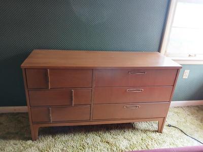 Mid-Century Haddon Hall Bedroom Set – Dresser