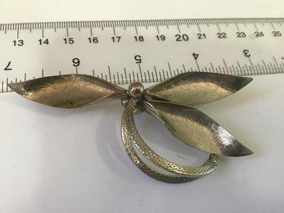 Beautiful Silver Tone Brooch
