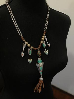 Faux Native Fashion Costume Necklace. Cute