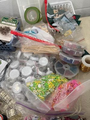 Miscellaneous crafting items in tote