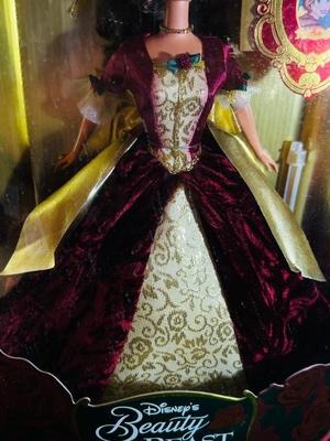 1992 HOLIDAY PRINCESS BELLE BARBIE SPECIAL EDITION
