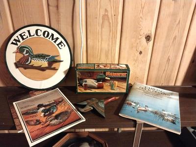 Sale Photo Thumbnail #320: WELCOME SIGN MEASURES 12" ROUND