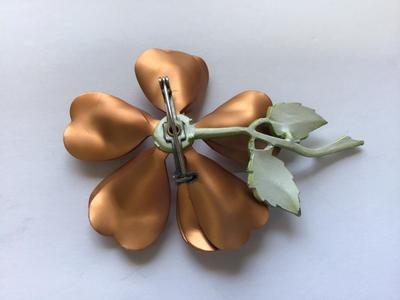 Vintage Metal Flower Brooch