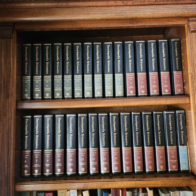 30 Encyclopedia Britannica Books Ready Reference and Index Knowledge in Depth