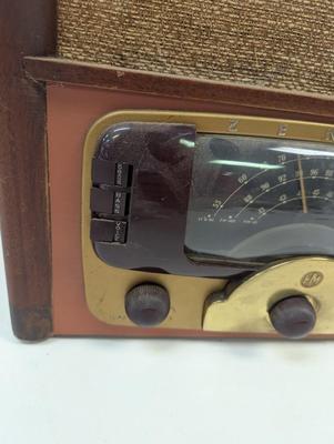 Artist Signed Zenith S'D-BC/FM Radio Table Lamp Worked!