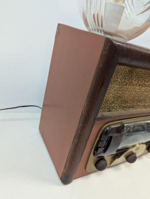 Artist Signed Zenith S'D-BC/FM Radio Table Lamp Worked!