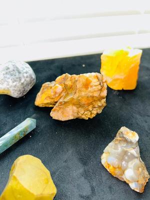 MOSS AGATE, PETRIFIED WOOD, YELLOW JASPER , SNOWFLAKE OBSIDIAN AND MORE!