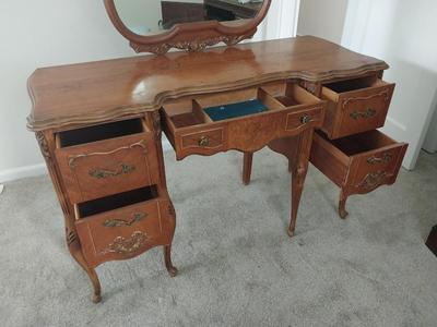 Sale Photo Thumbnail #87: MEASURES 47X19X30 WITHOUT MIRROR, 26X40 MIRROR, BENCH 25X17