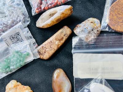 A VARIETY OF STONE BEADS AND OTHERS READY FOR CRAFTING