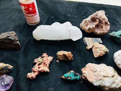 DUST FROM AROUND AN ACTUAL MAMMOTH FOSSIL SIGHT, RAW COPPER STONE, AMETHYST, CHRYSOCOLLA CRYSTAL, WHITE QUARTZ CRYSTAL, AND MORE AMAZING...