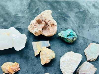 DUST FROM AROUND AN ACTUAL MAMMOTH FOSSIL SIGHT, RAW COPPER STONE, AMETHYST, CHRYSOCOLLA CRYSTAL, WHITE QUARTZ CRYSTAL, AND MORE AMAZING...