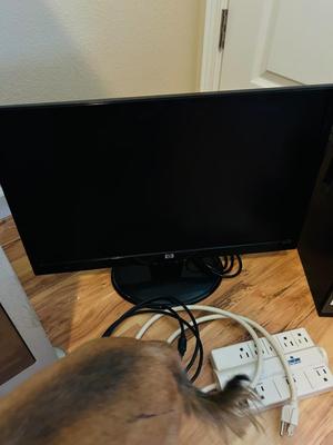 HP MONITOR, DELL OPTIPLEX 9010, BETGEAR 16 PORT GIGABITE SWITCH, 4G ROUTER AND MORE!