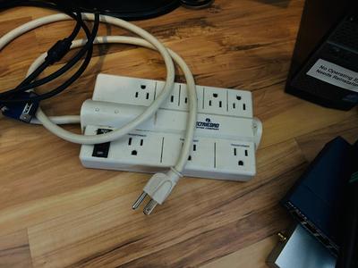 HP MONITOR, DELL OPTIPLEX 9010, BETGEAR 16 PORT GIGABITE SWITCH, 4G ROUTER AND MORE!