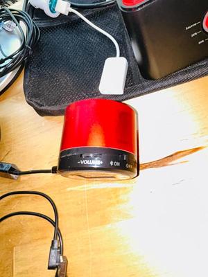 CARSON MAGNIFYING LAMP, WAVELINK, CHROMECAST HDMI STREAMING, MINI SPEAKER, AND MORE!