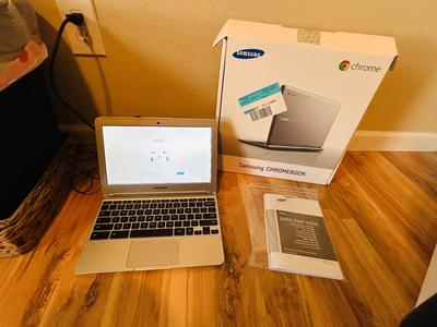 SAMSUNG 11.6” CHROMEBOOK LAPTOP COMPUTER