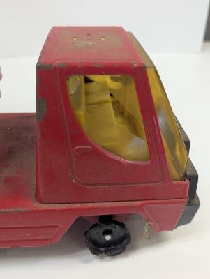 Vintage Nylint Fire Dept. 1980's Classic Aerial Hook-N-Ladder Red Fire Truck