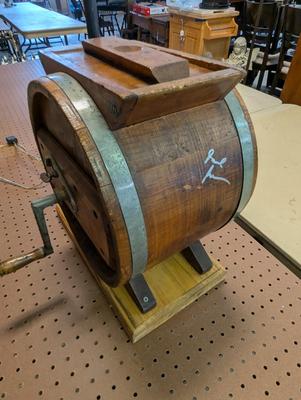 Artist Signed Heavy Antique Wooden Barrel Hand Crank Tabletop Lamp Butter Churn Large Primitive Works! Wheel Turned