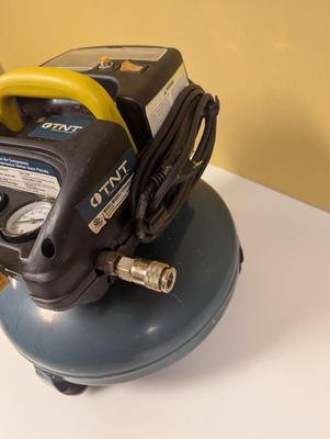 3 Gallons Oilless Air Compressor