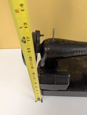 Vintage Spartan Singer Manufacturing Co. Sewing Machine With Foot Pedal - Made In Great Britain
