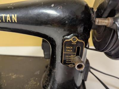 Vintage Spartan Singer Manufacturing Co. Sewing Machine With Foot Pedal - Made In Great Britain