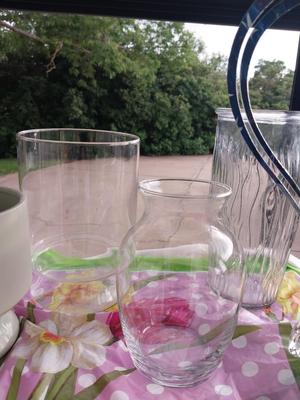 VASES AND CUTTING SHEERS