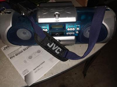 JVC CD PORTABLE SYSTEM WITH MANUEL