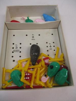 Vintage 1949 The Game of Cootie Build A Bug Original Box Missing Pieces