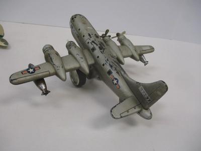 ERTL 1 Of 2500 Die Cast Metal Coin Bank Vintage Bomber Airplane