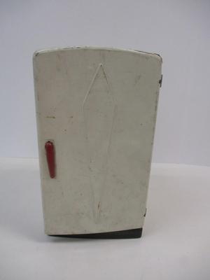 Vintage Wolverine Toy Co. Tin Refrigerator Lithograph Metal Kid's Toy