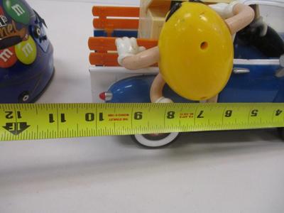 Kyle Busch Mini Helmet M&M Caramel Joe Gibbs Racing NASCAR Auto Pin Signature & M & M Blue White Pickup Truck Candy Dispenser