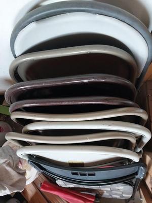 VARIETY OF FOLDING CHAIRS