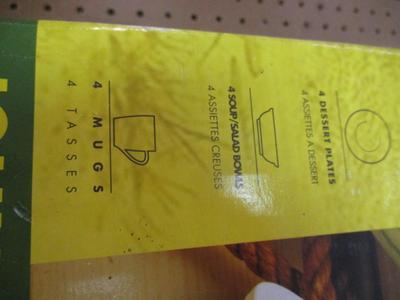 16 Piece Set John Deere Dinnerware Gibson Tractor Dishes Choice 1