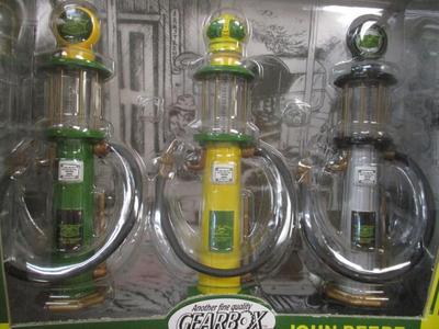 Gearbox Collectibles 1920s Wayne John Deere Replica Gas Pumps 3 New in Box 1:25 Scale