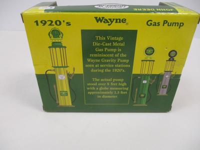 Gearbox Collectibles 1920s Wayne John Deere Replica Gas Pumps 3 New in Box 1:25 Scale