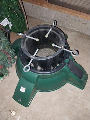 HOLIDAY TREE-WREATH-TREE STAND