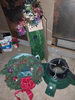 HOLIDAY TREE-WREATH-TREE STAND