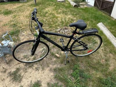NICE SCHWINN INFINITY 7 SPEED MOUNTAIN BIKE