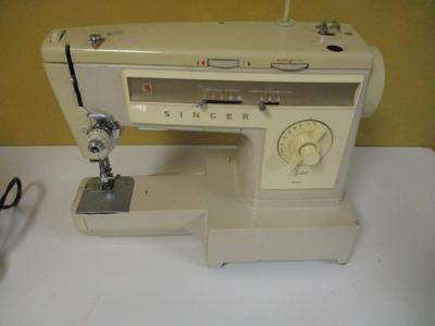 Singer Company Made In Great Britain Sewing Machine Light Worked