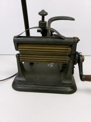 Artist Signed 1880's Antique Cast Iron Fluting Pleater Crimper Ruffler Roller Machine Table Lamp Works!