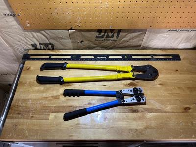 HEAVY DUTY WIRE CRIMPERS, BOLT CUTTERS AND A LEVEL