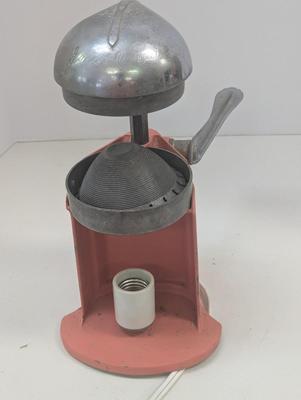Vintage Rival Juice-O-Mat Juice Maker Table Lamp Works!