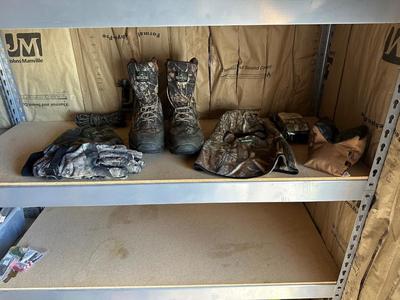 HUNTING/OUTDOOR GEAR