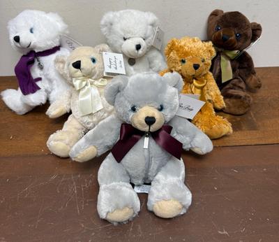 Sale Photo Thumbnail #203: In new condition with tags.