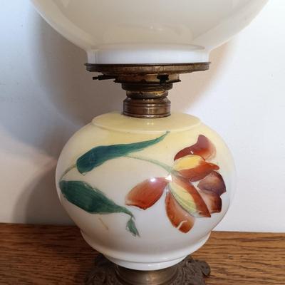 LOT 167: Vintage Gone with the Wind Electrified Oil Lamp