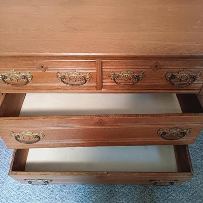 LOT 170: Vintage Eastlake-Style Dresser