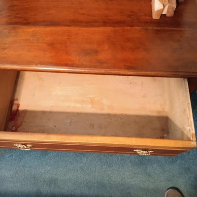 LOT 173: Vintage Wash Stand with Mirror