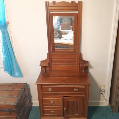 LOT 173: Vintage Wash Stand with Mirror